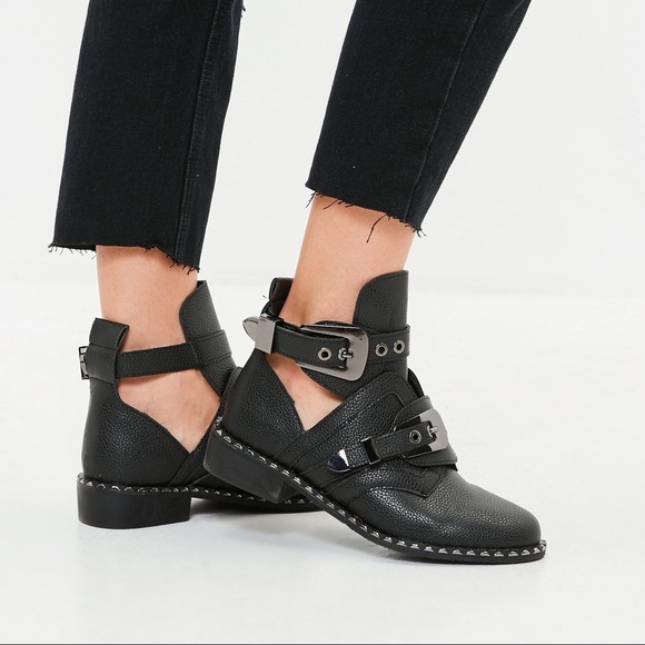 Missguided Black Cut Out Ankle Boots - Picture 2 of 4